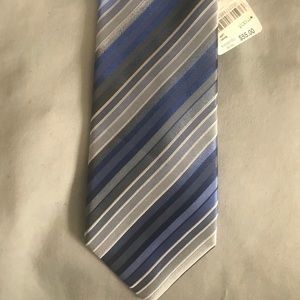 💼 Kenneth Cole Reaction Tie